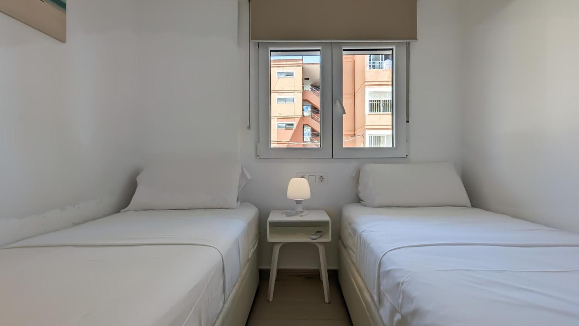 Esmeralda Sea Front Apartment Benidorm Exteriér fotografie