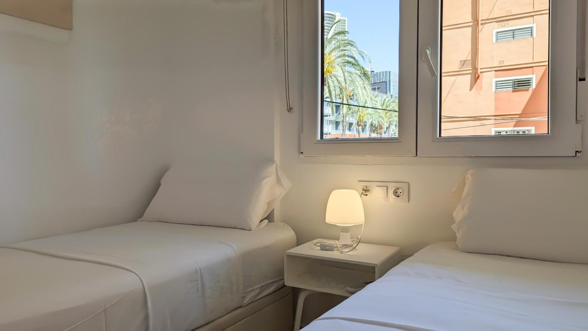 Esmeralda Sea Front Apartment Benidorm Exteriér fotografie